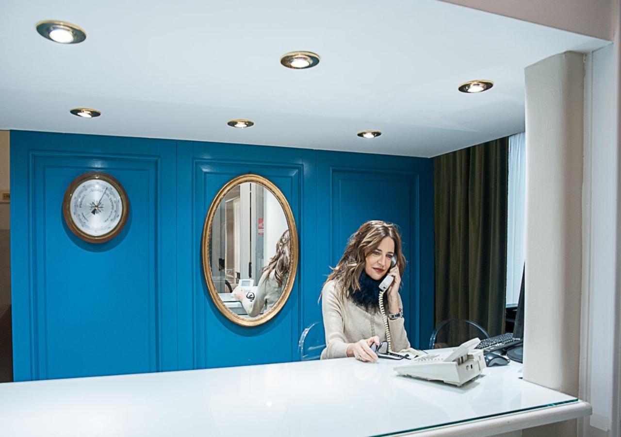 Hotel Bristol ตรีเอสเต ภายนอก รูปภาพ