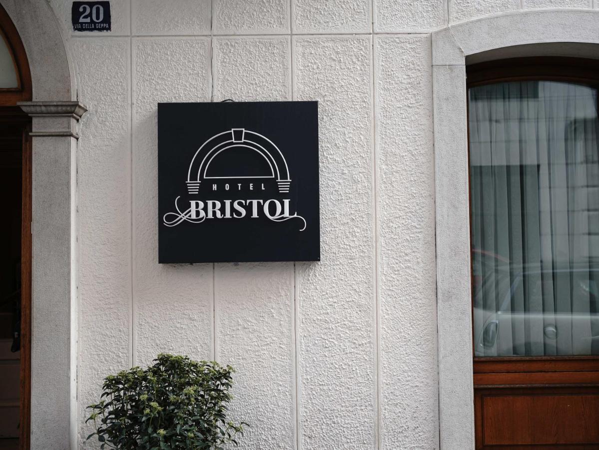 Hotel Bristol ตรีเอสเต ภายนอก รูปภาพ