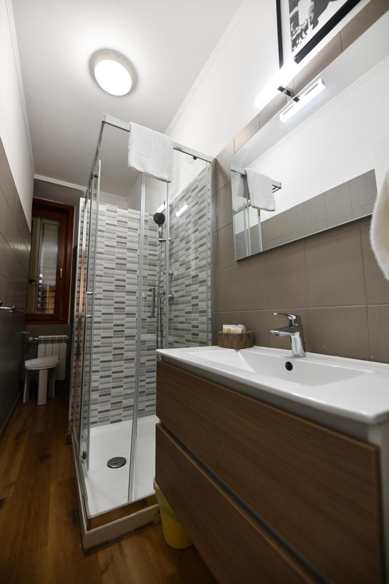 Hotel Bristol ตรีเอสเต ภายนอก รูปภาพ